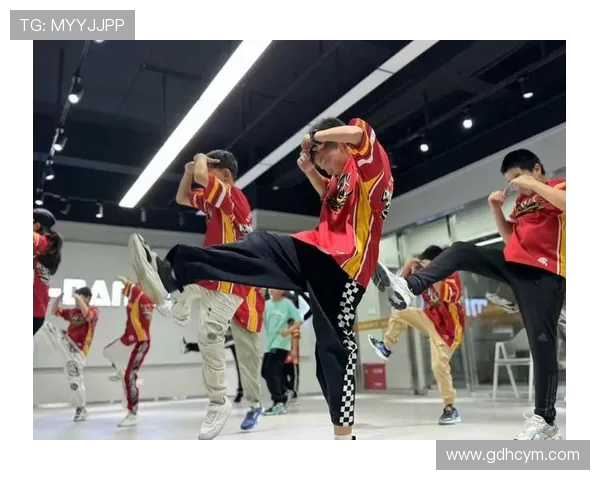 街舞热潮中的成都街舞队包夹现象解析与影响探讨